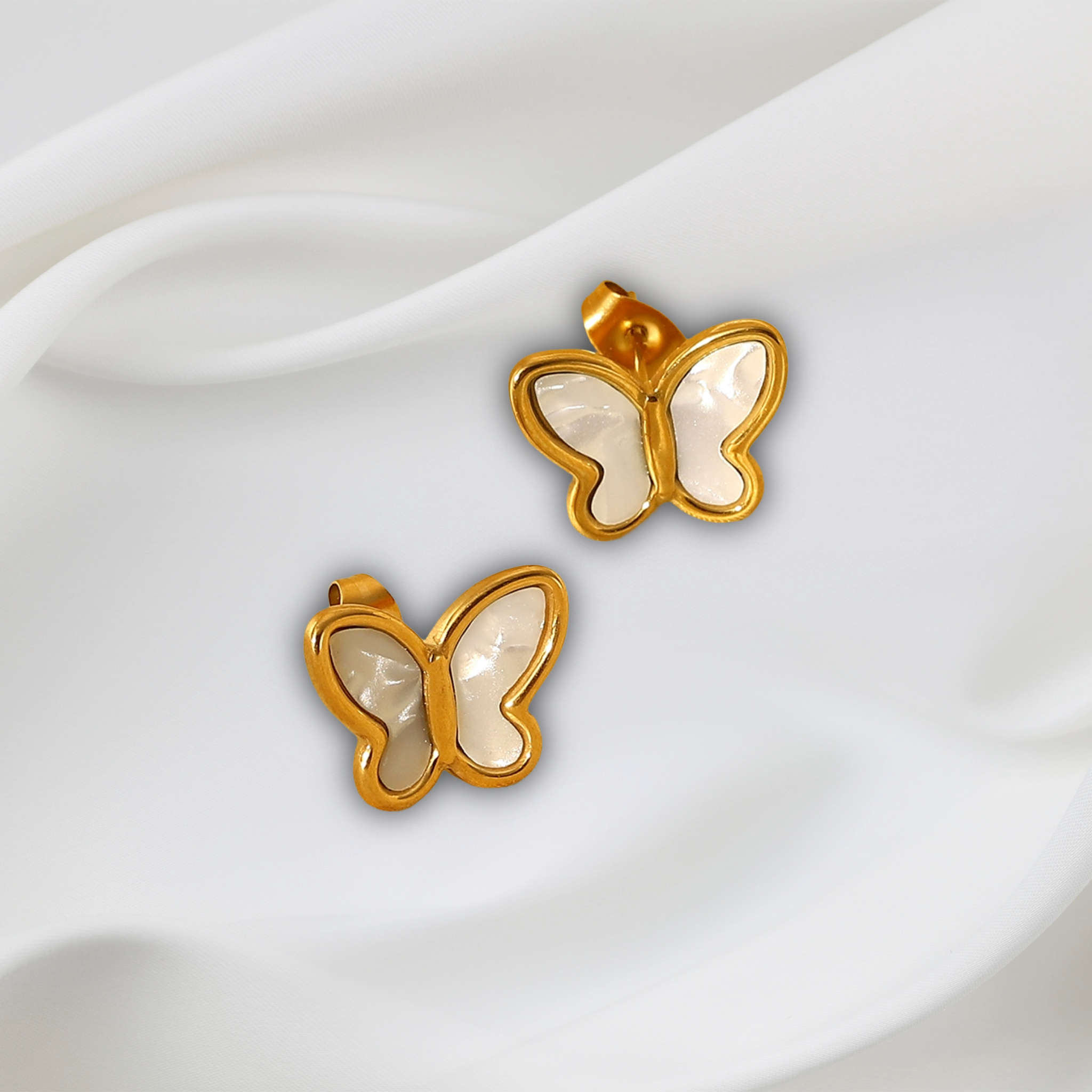BUTTERFLY STUDS