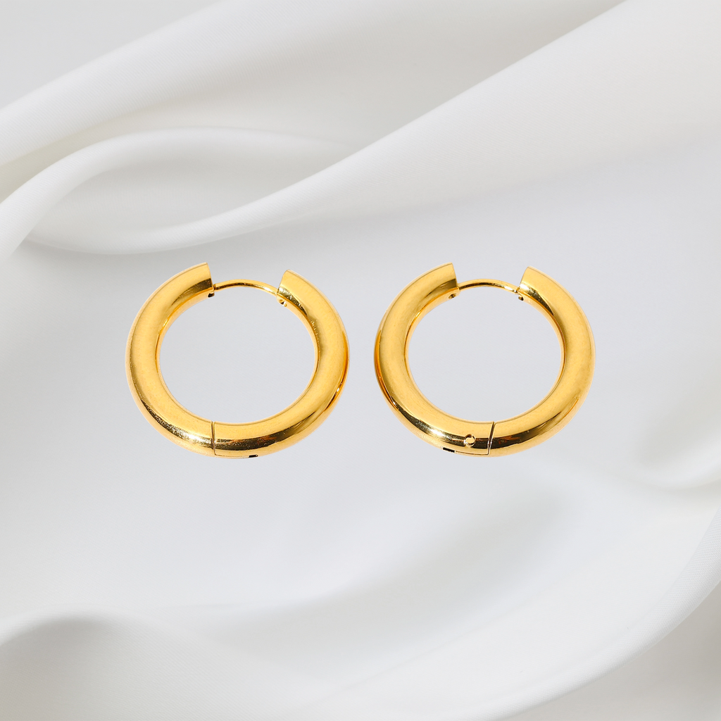 CLASSIC GOLD HOOPS