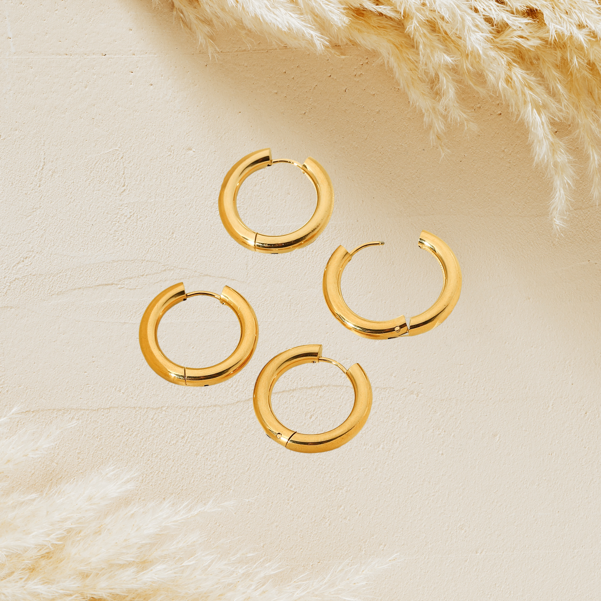 CLASSIC GOLD HOOPS