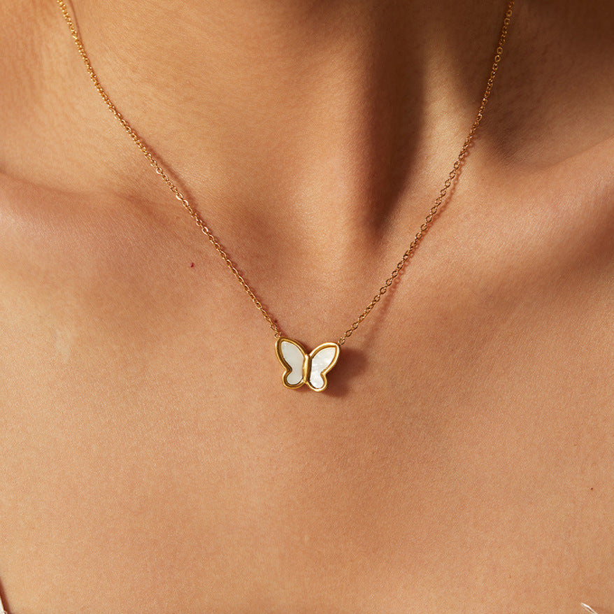 BUTTERFLY NECKLACE