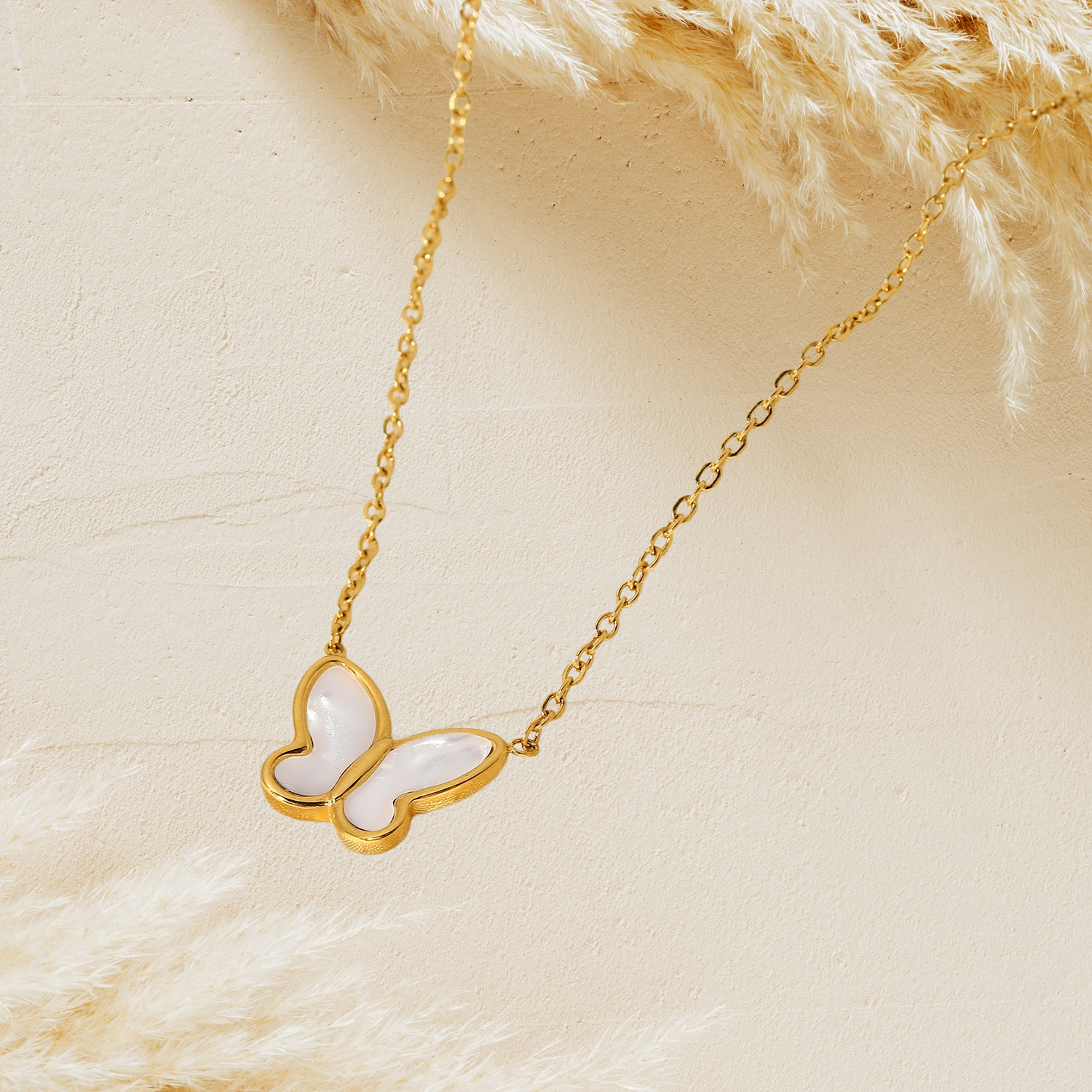 BUTTERFLY NECKLACE