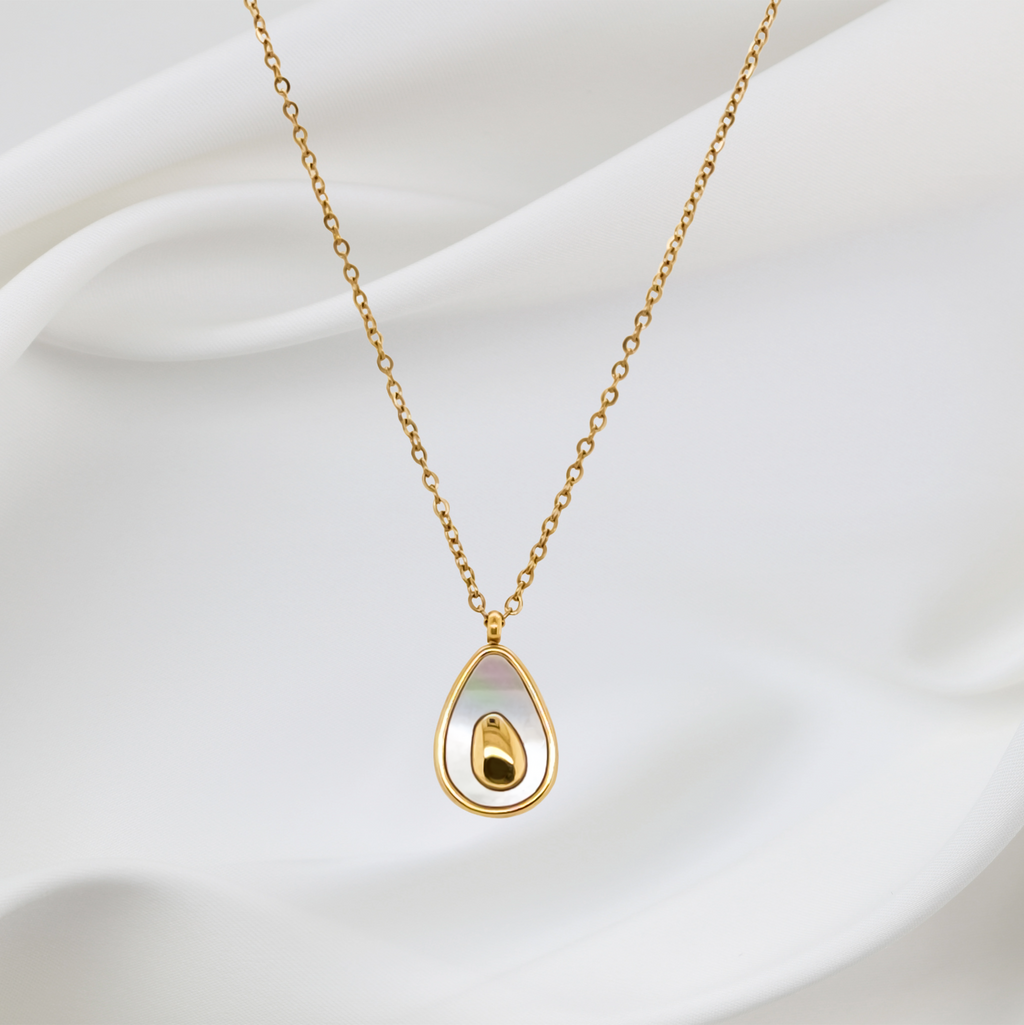 AGUACATE NECKLACE