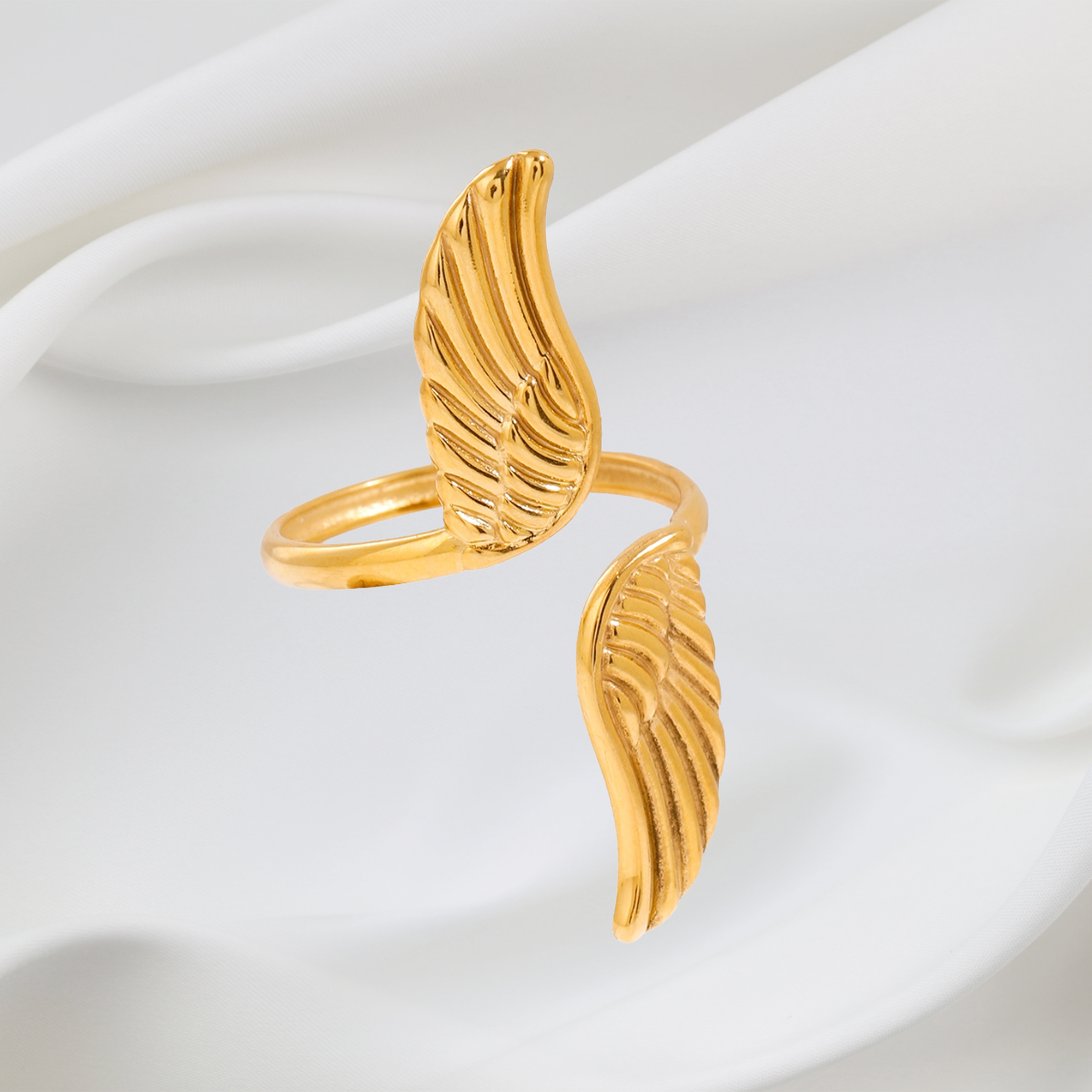 ANGEL WINGS RING
