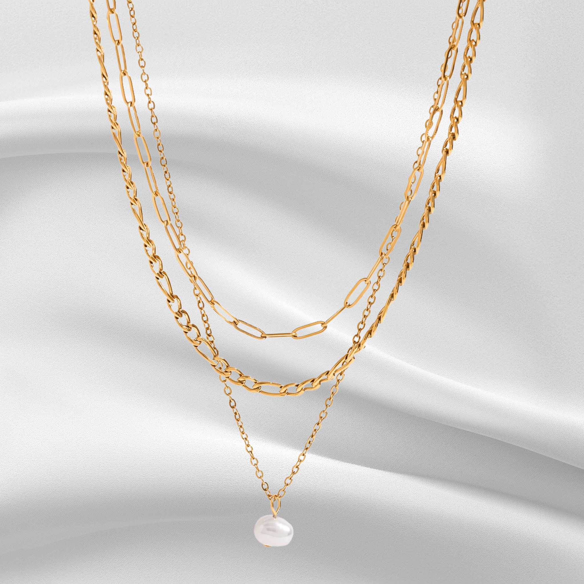 MULTI-LAYER PEARL NECKLACE