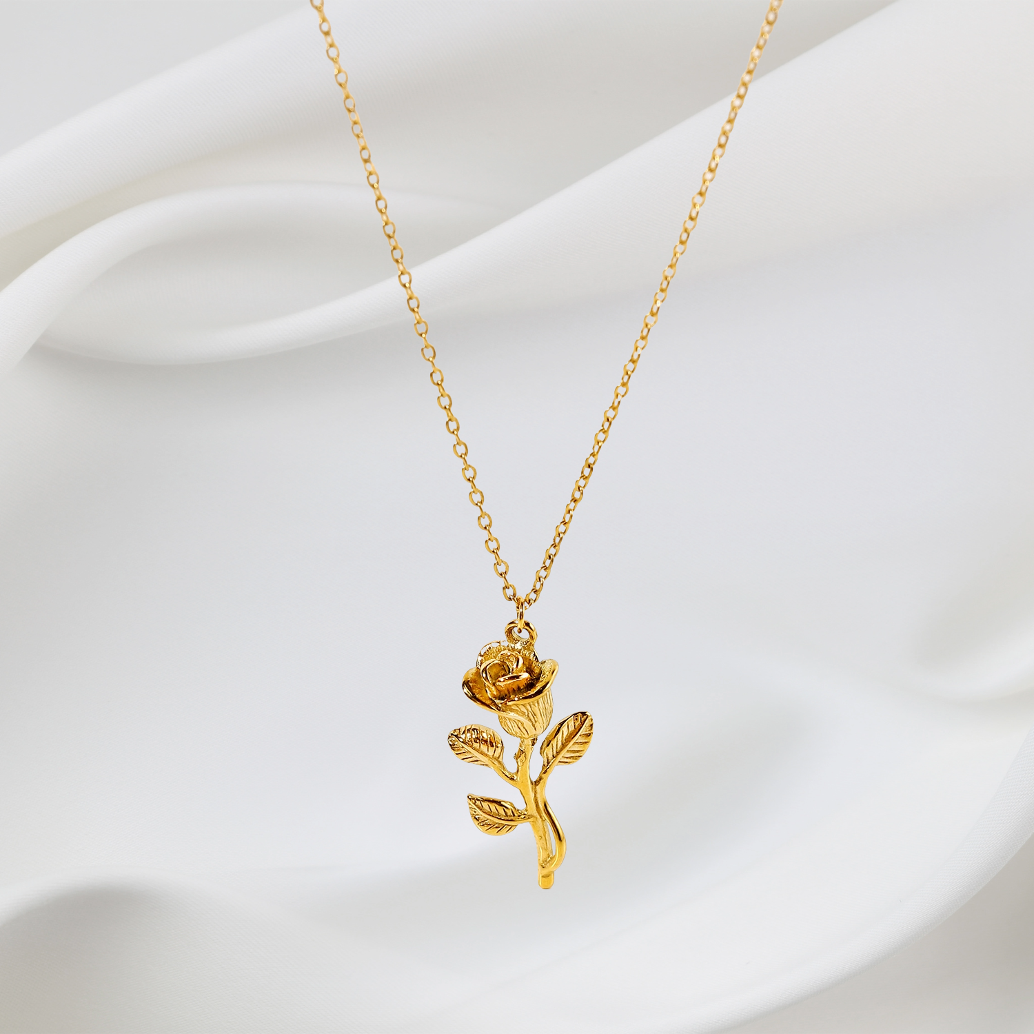 ROSA NECKLACE